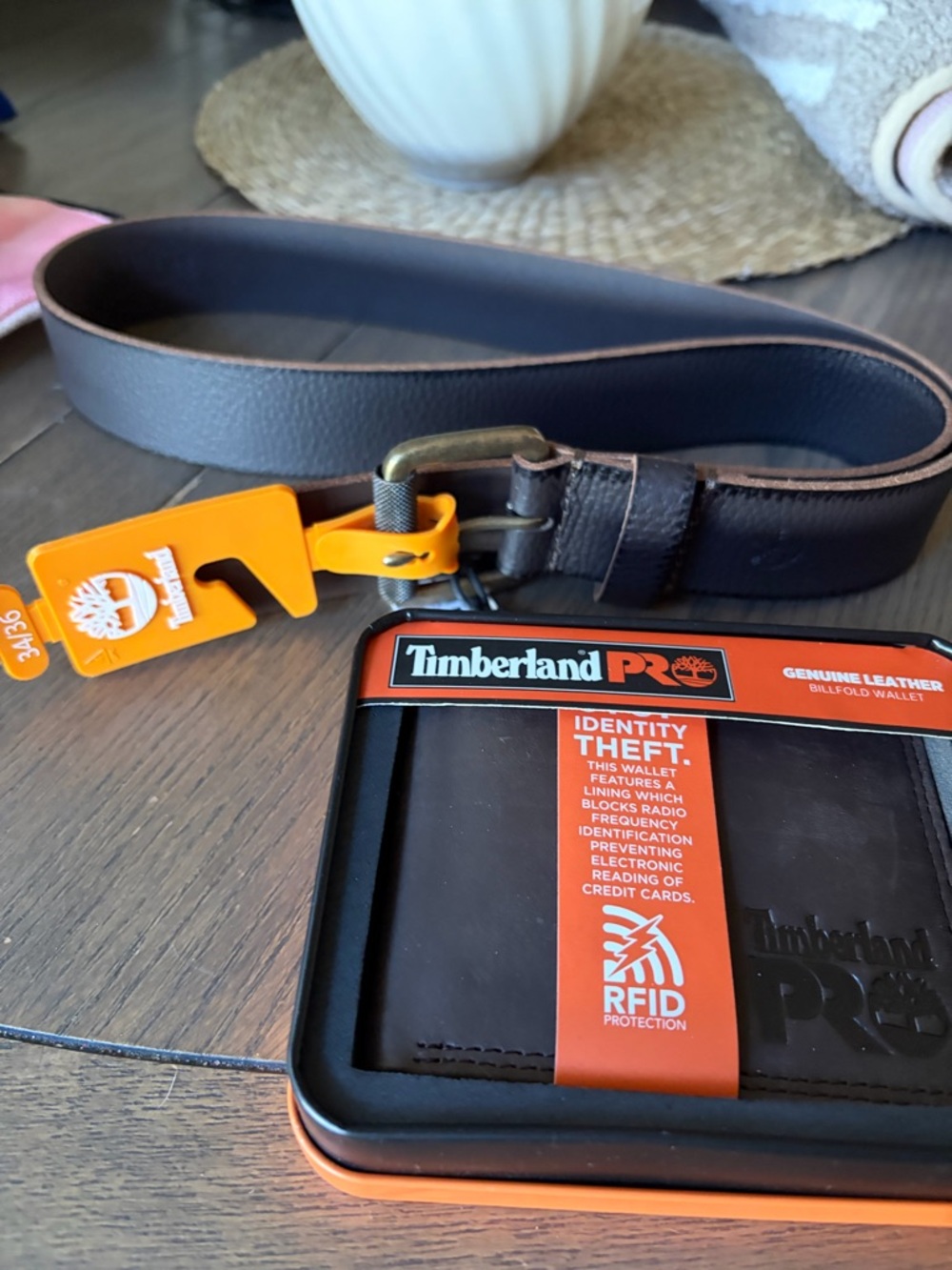 Timberland Men’s Dark Brown Leather Belt with Brass Buckle